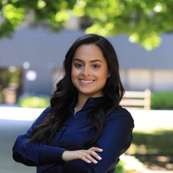 Meet your Posher, Lina - Picture 1 of 1